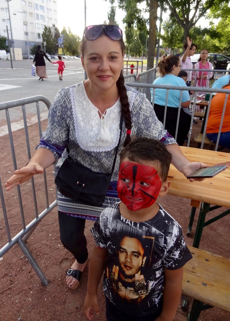 Spiderman est venu sans sa tante May, mais avec sa maman !