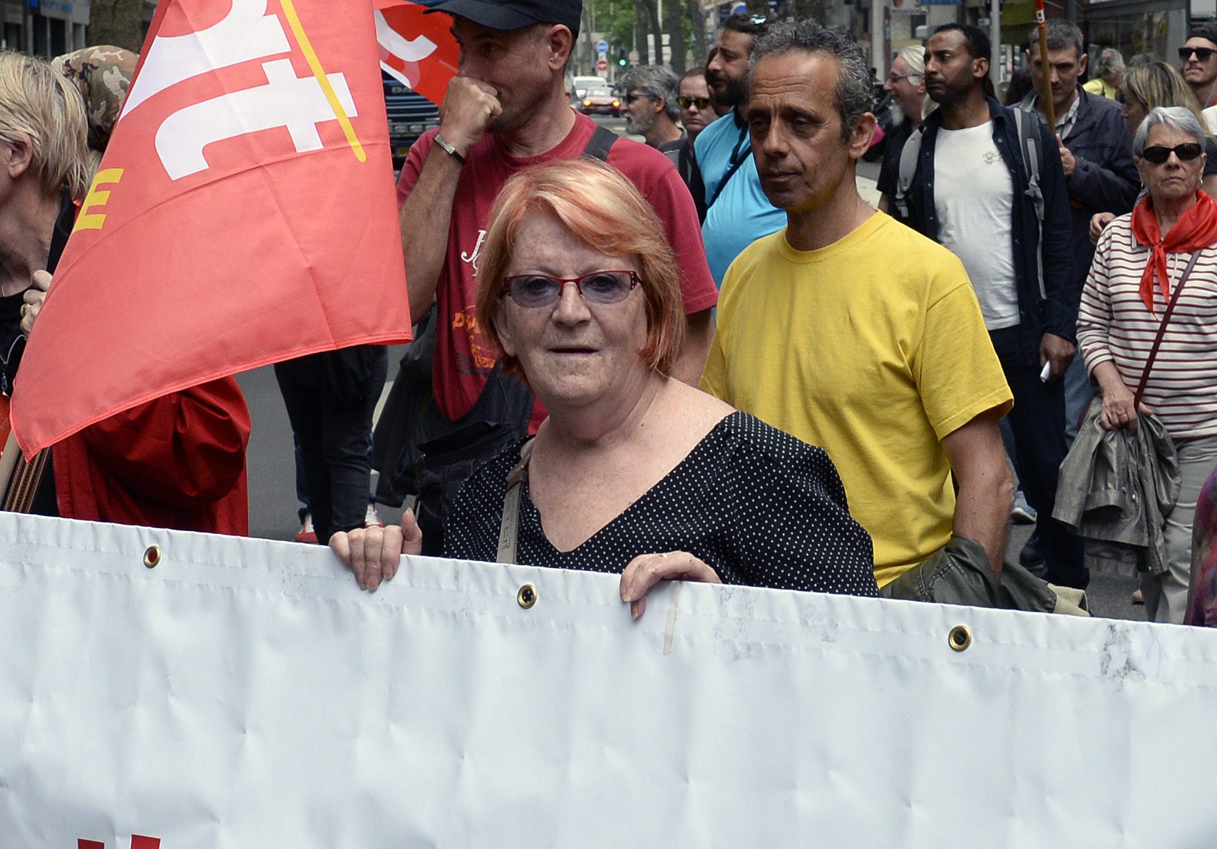 manif. contre la loi travail (El Khomeri) le 26 ami  Lyon. Manufacture  Bellecour avec incidents place du Pont