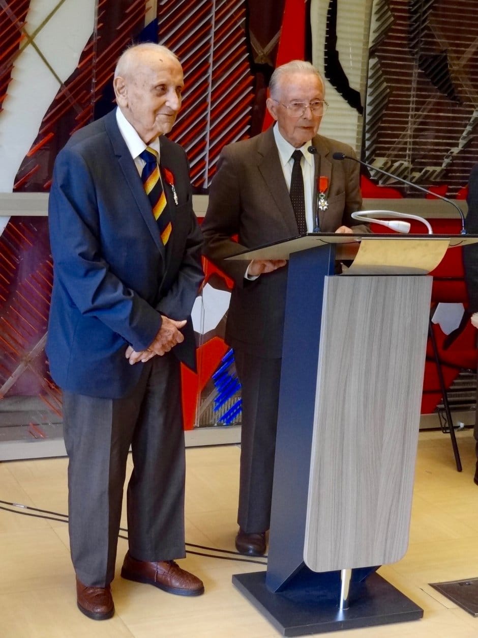 Remise de la médaille de la Légion d'honneur à Roger Gaget, le 28 juin 2016 à l'hôtel de ville de Vénissieux