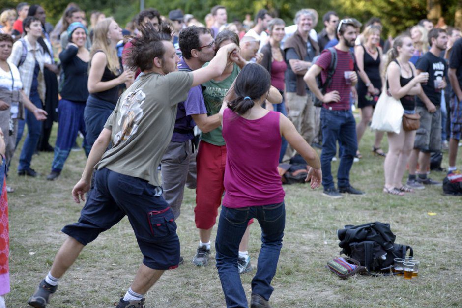 Les Monstroplantes (electro brass-band)  FEscales.16 juil.