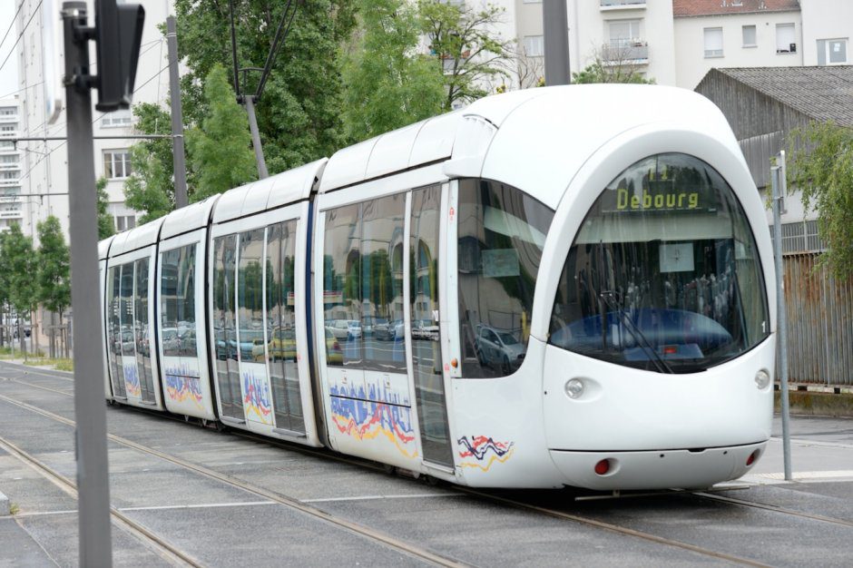 tram-debourg-1