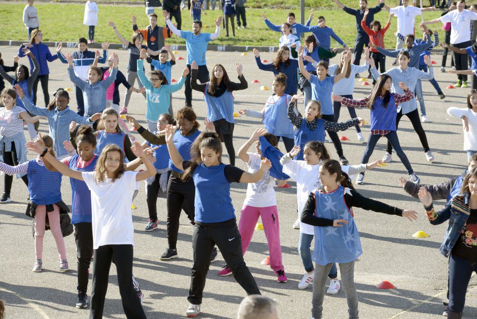 A l'occasion de la 2me journe nationale contre le harcelement, Flash Mob au collge Aragon