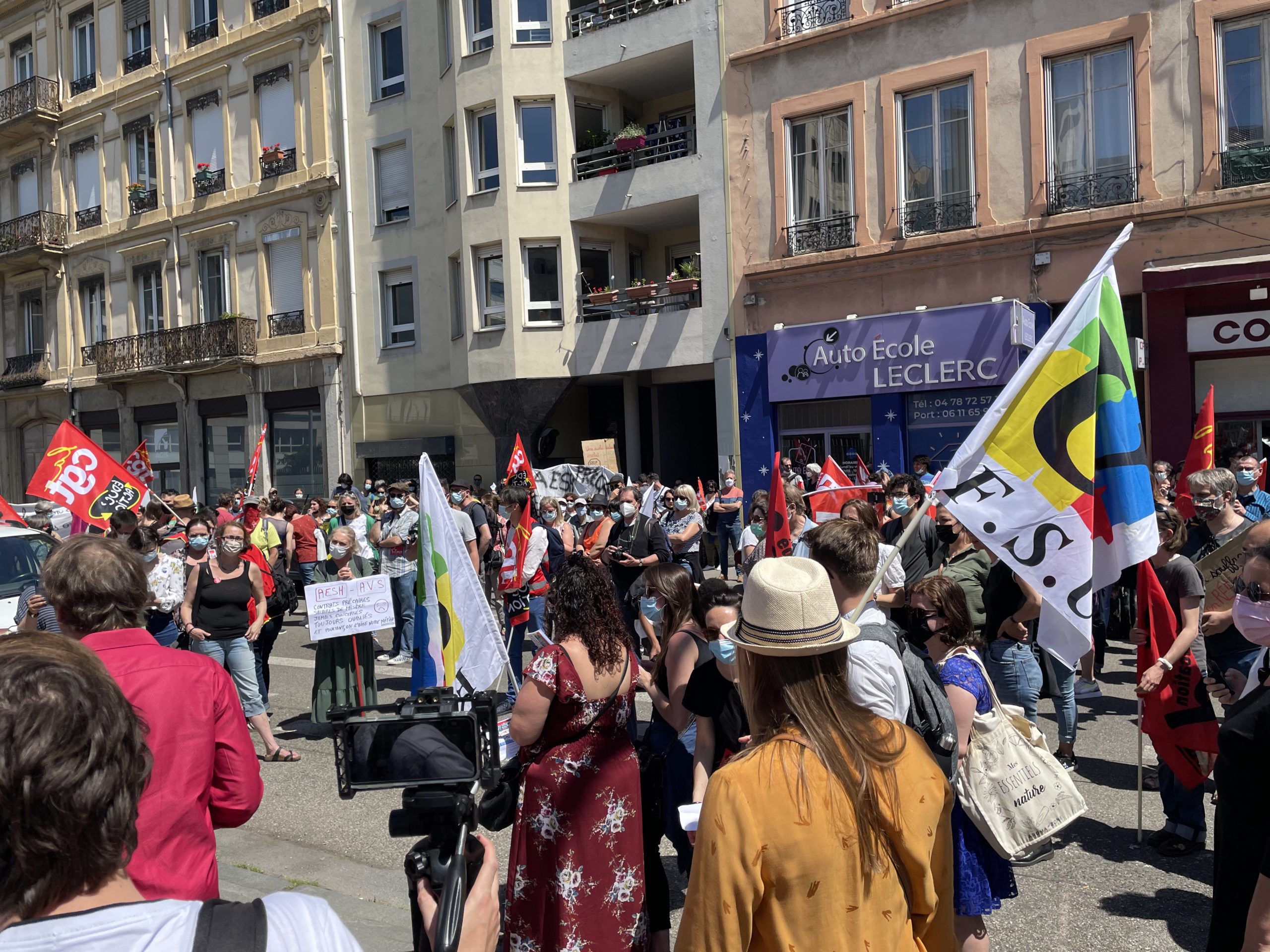 Manifestation AESH Rectorat de Lyon